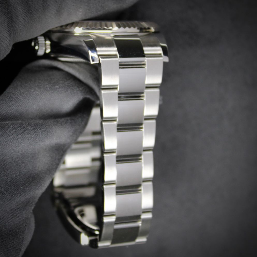 Rolex SkyDweller