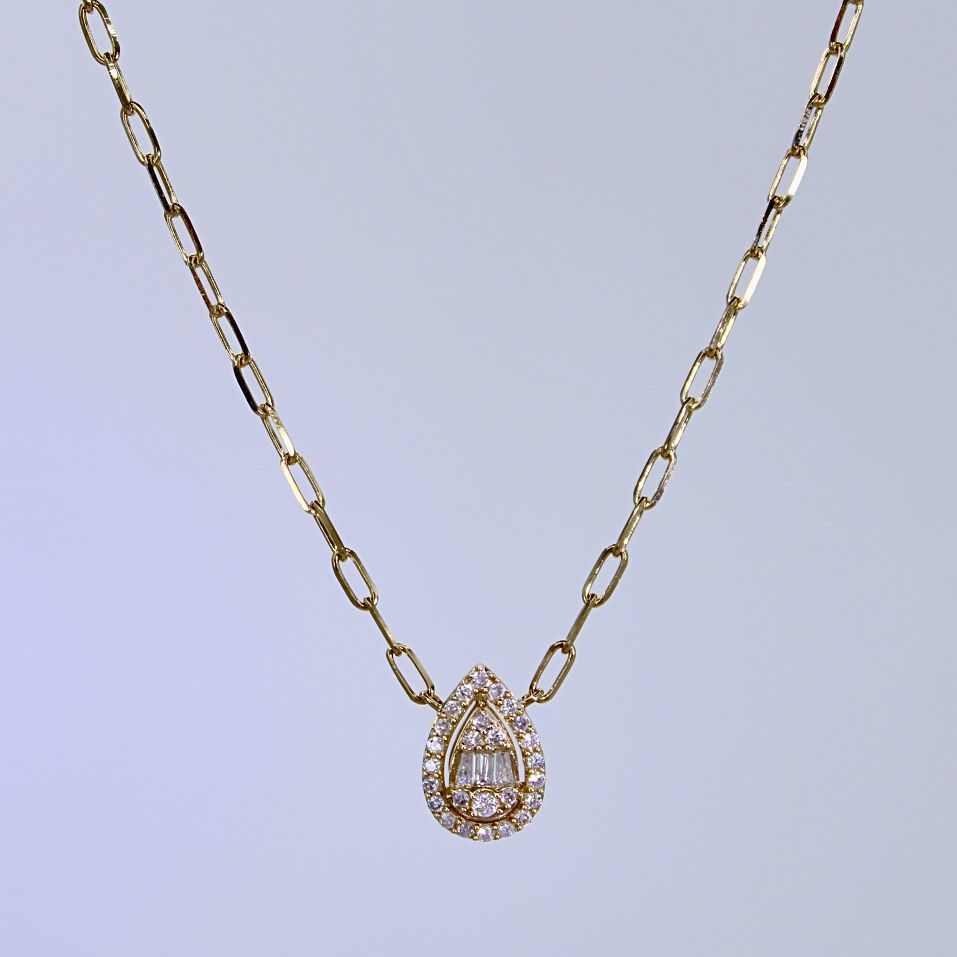 Stylish drop pear pendant