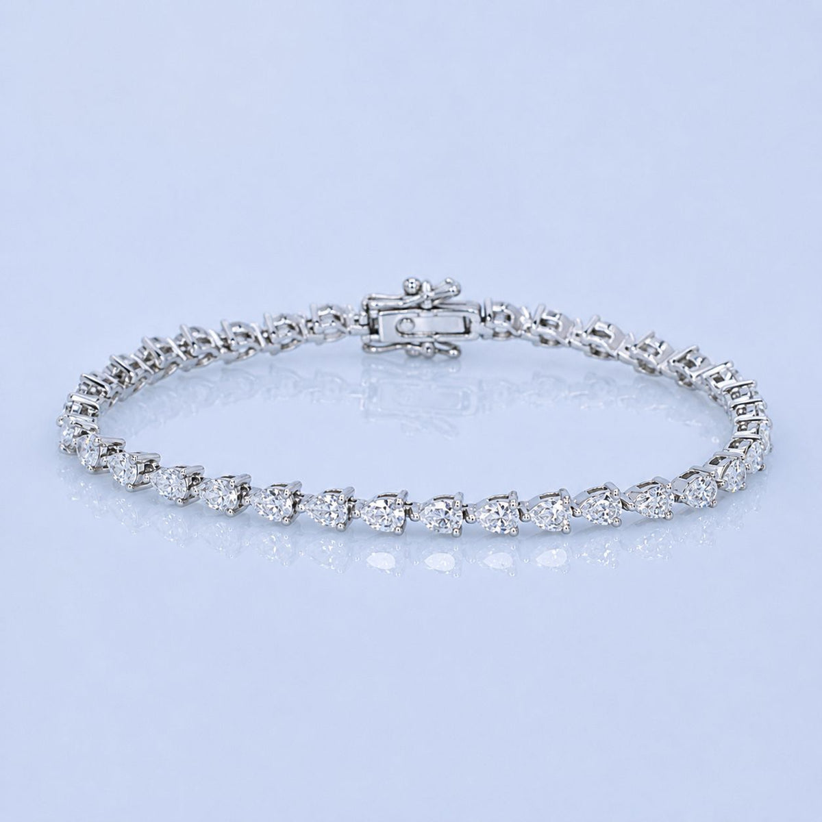 3.92ct White Gold Diamond Tennis Bracelet