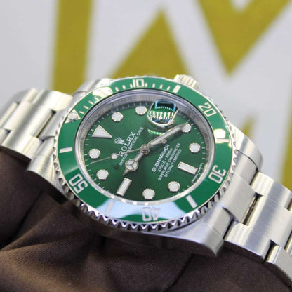 Rolex Submariner “Hulk”