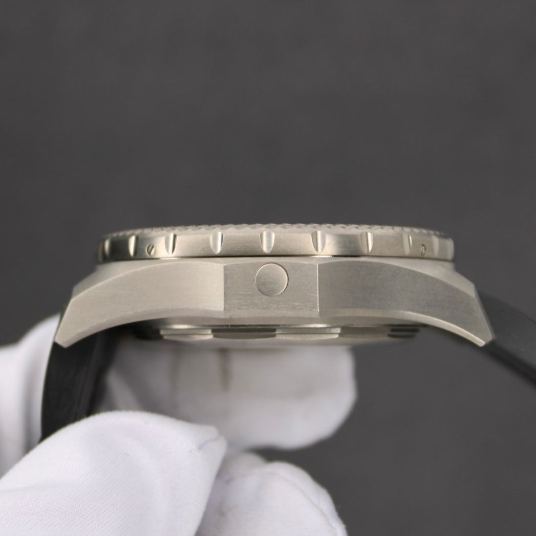 Breitling Bentley Supersports Lightbody LTD Edition