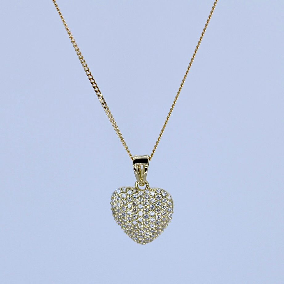 Diamond pavè heart pendant