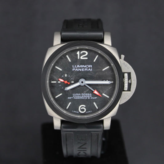 Panerai Luminor GMT Luna Rosso LTD Edition