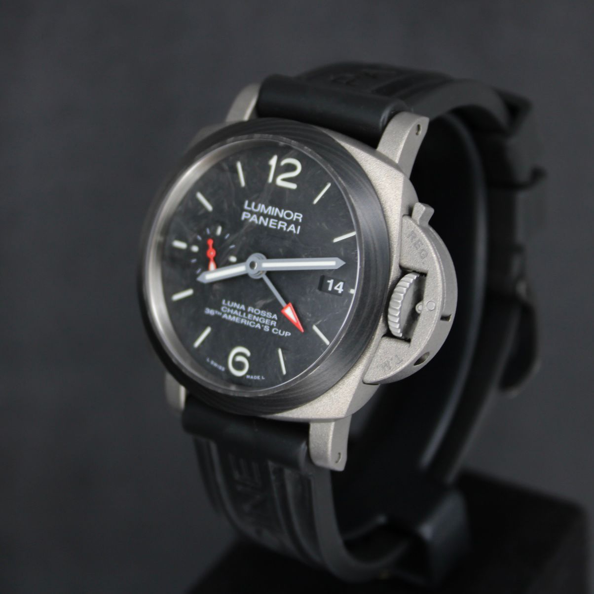 Panerai Luminor GMT Luna Rosso LTD Edition