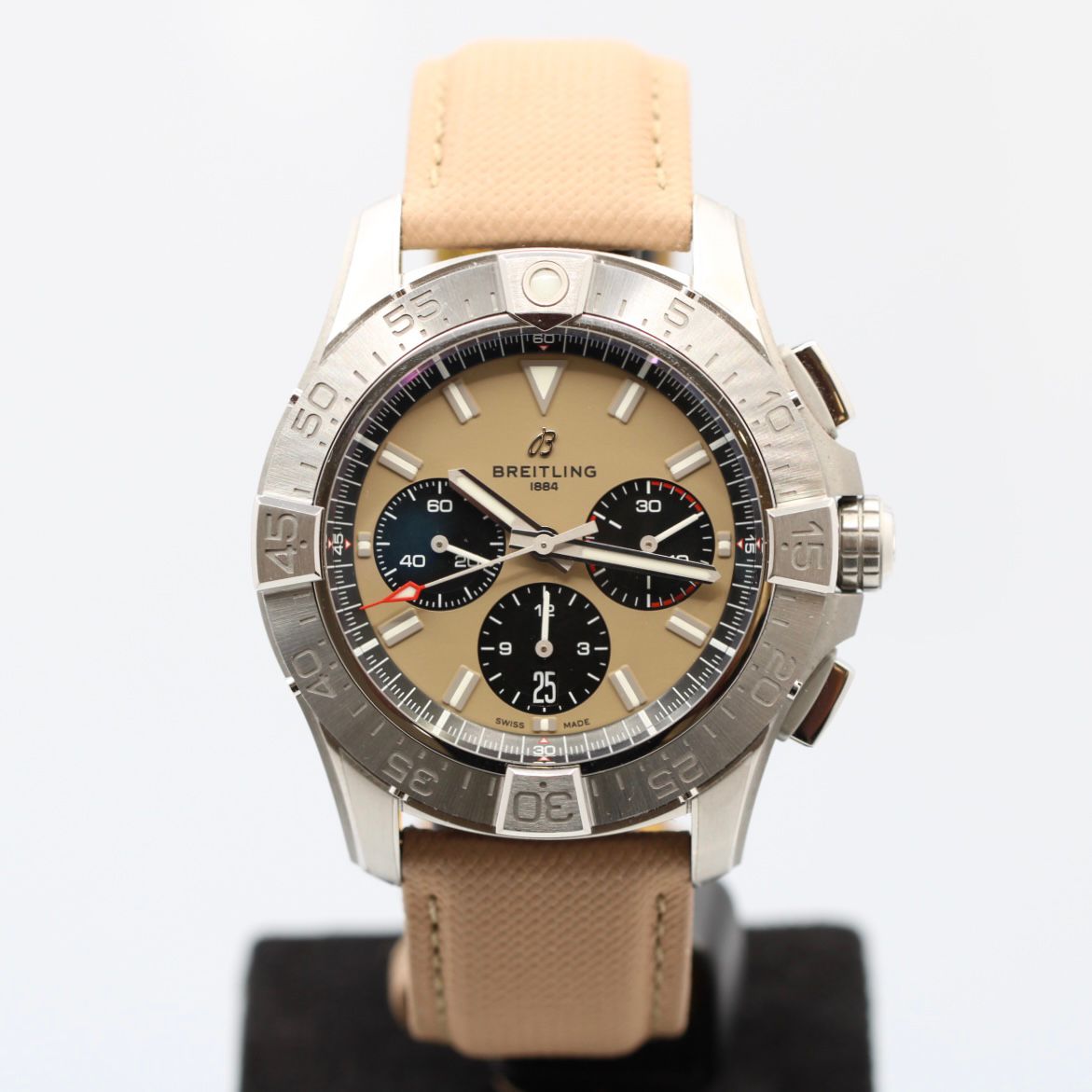 Breitling Avenger B01 Chronograph