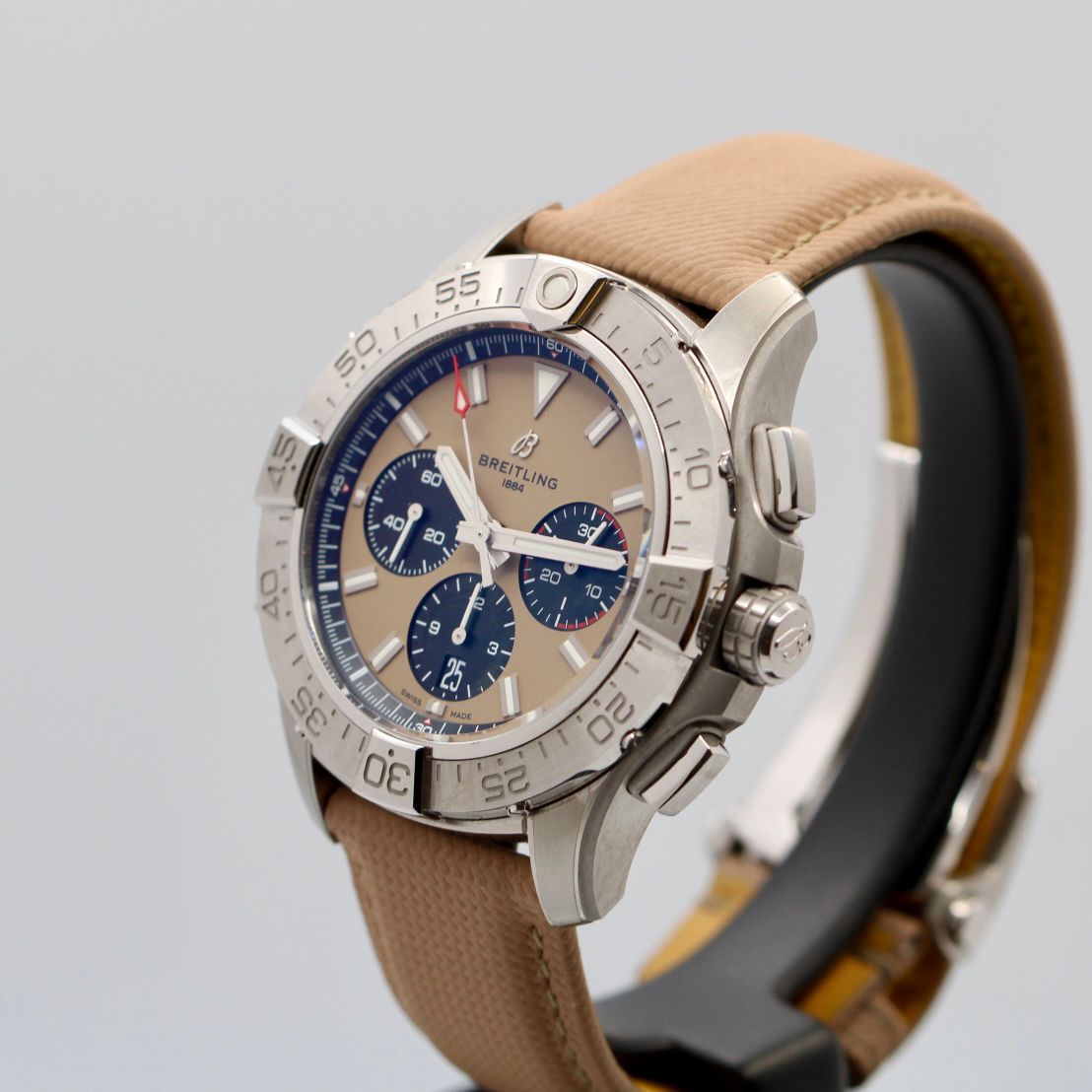 Breitling Avenger B01 Chronograph