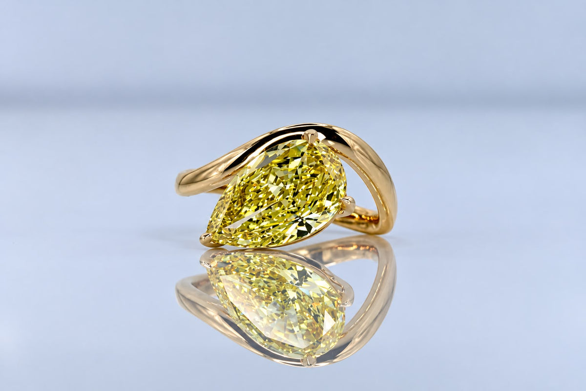 3.72ct Fancy vivid yellow diamond sculptured ring