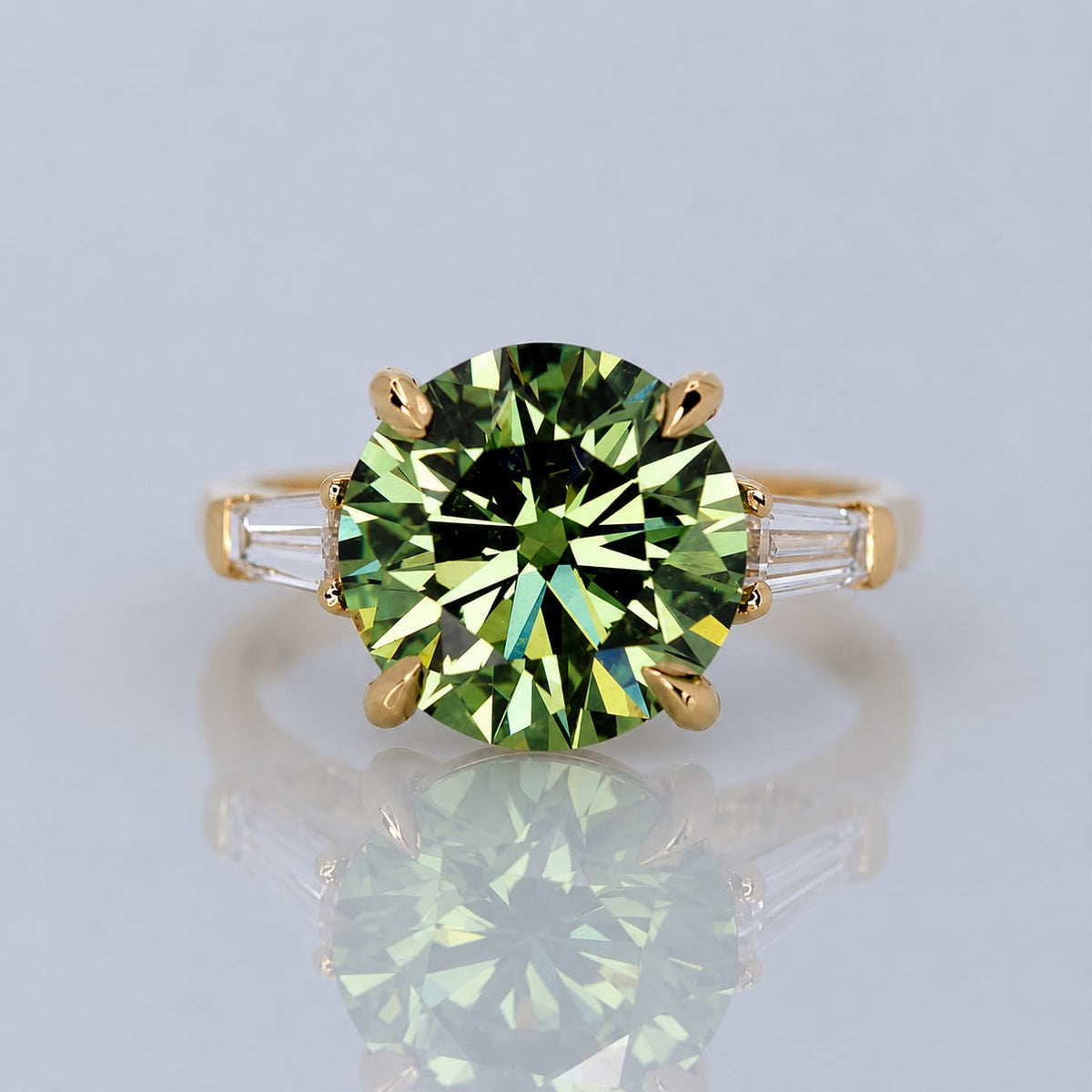 5.08ct Fancy vivid green diamond ring